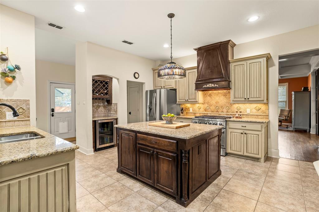 University-Rev - Residential