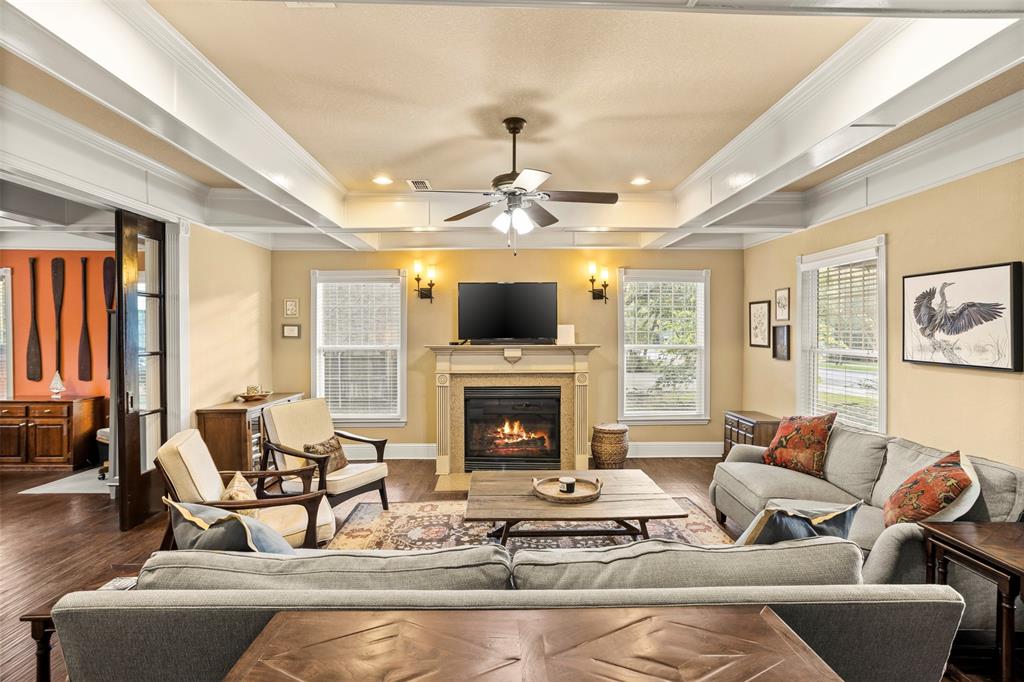 University-Rev - Residential