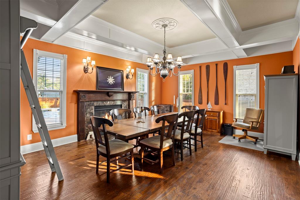 University-Rev - Residential