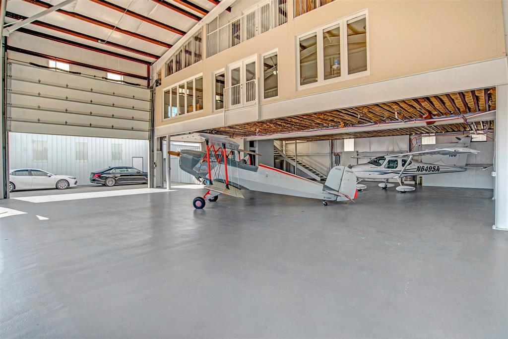 Hicks Airfield - Residential