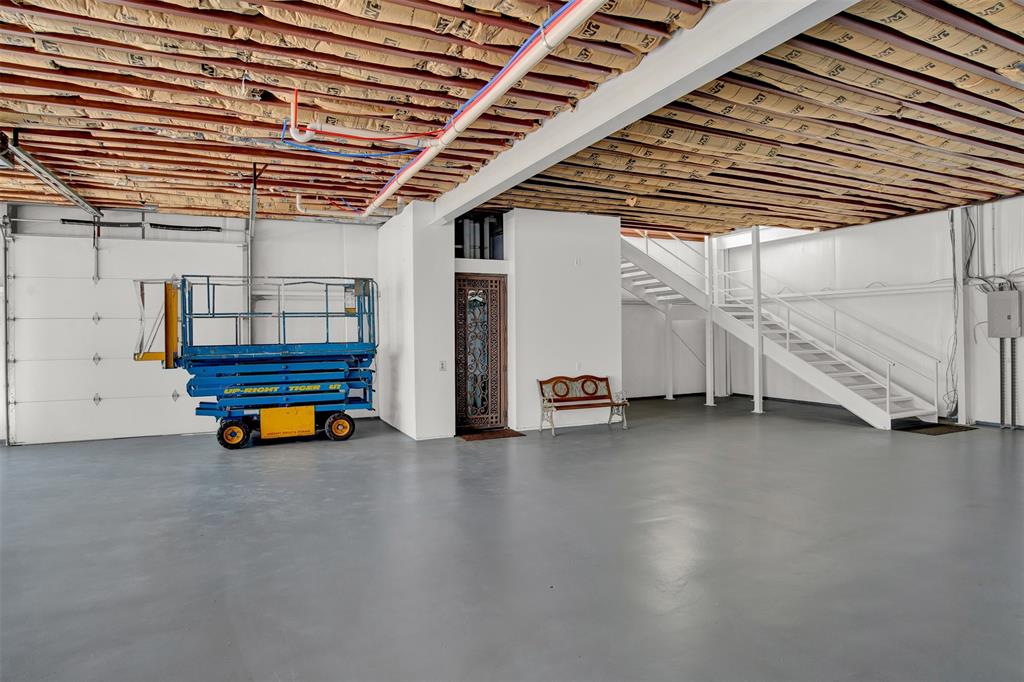 Hicks Airfield - Residential