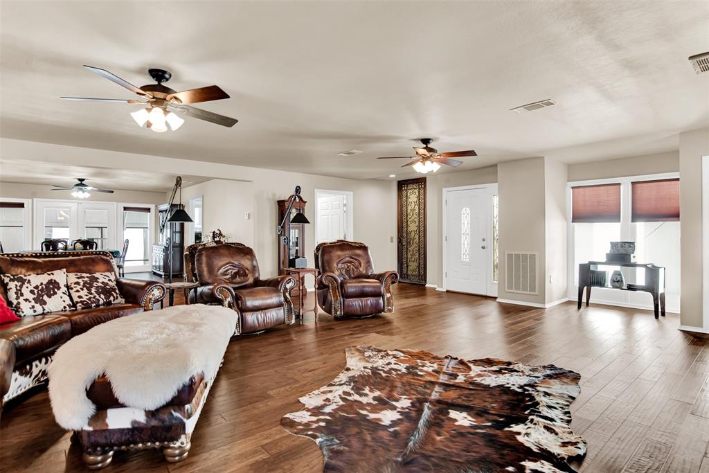 Hicks Airfield - Residential