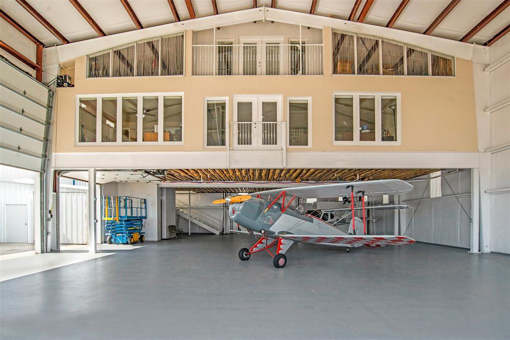 Hicks Airfield - Residential