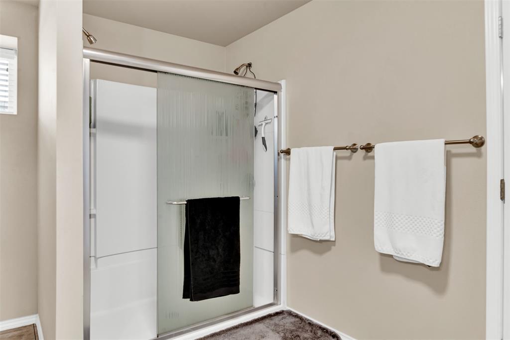 Hicks Airfield - Residential