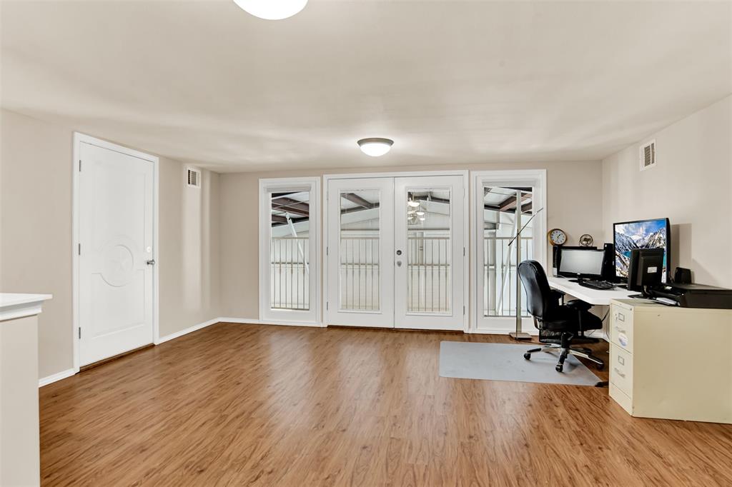 Hicks Airfield - Residential