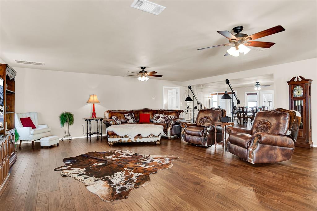 Hicks Airfield - Residential