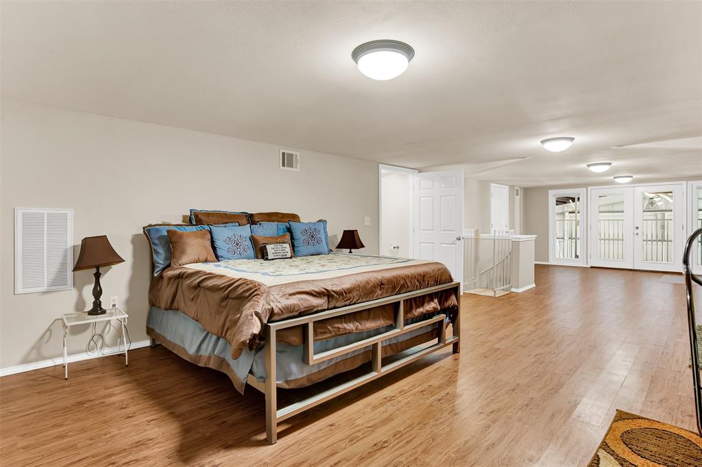 Hicks Airfield - Residential