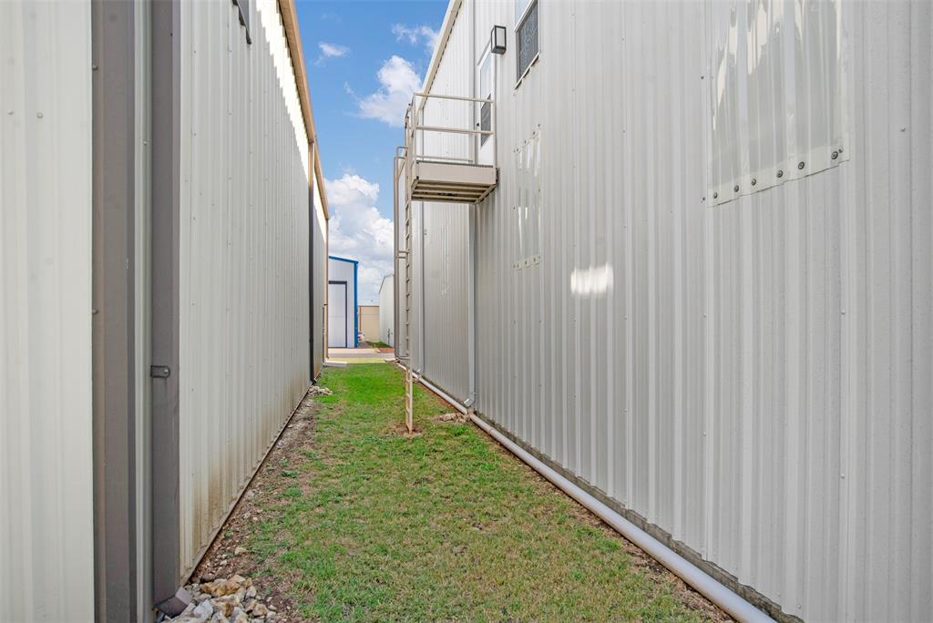 Hicks Airfield - Residential