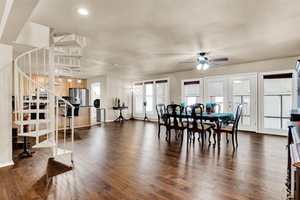 Hicks Airfield - Residential