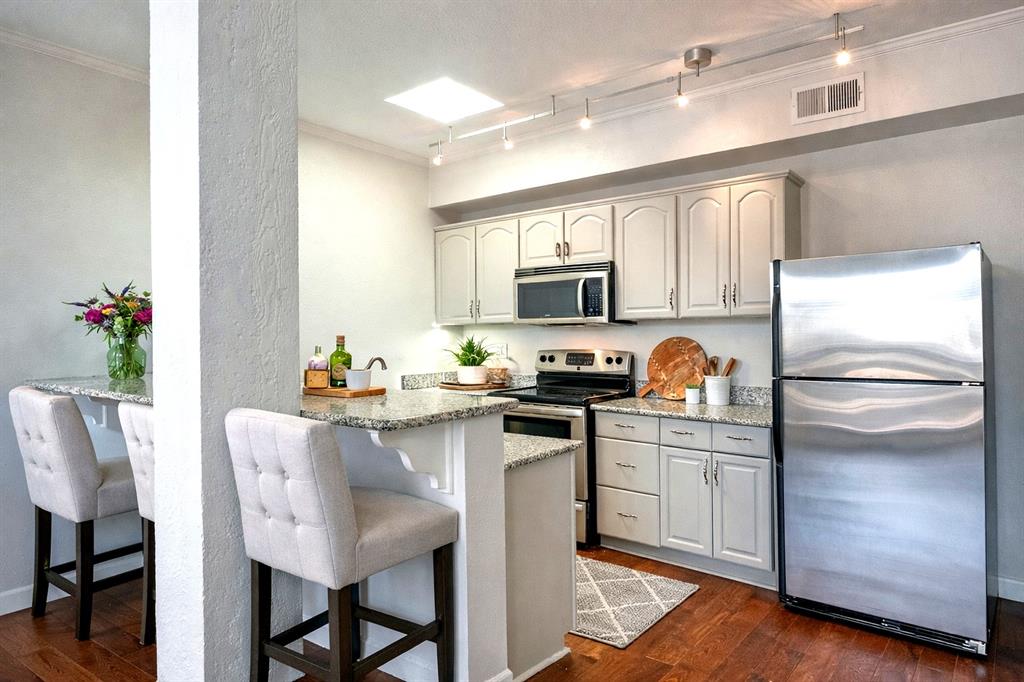 6318 Richmond Avenue 2303