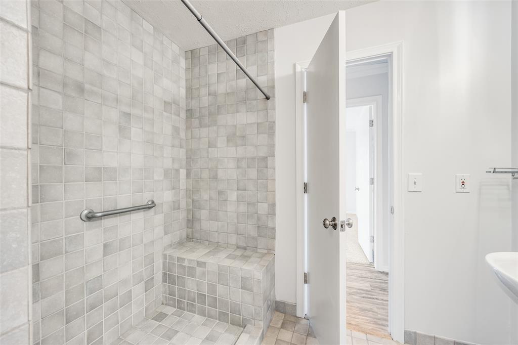 Midway Meadows - Residential