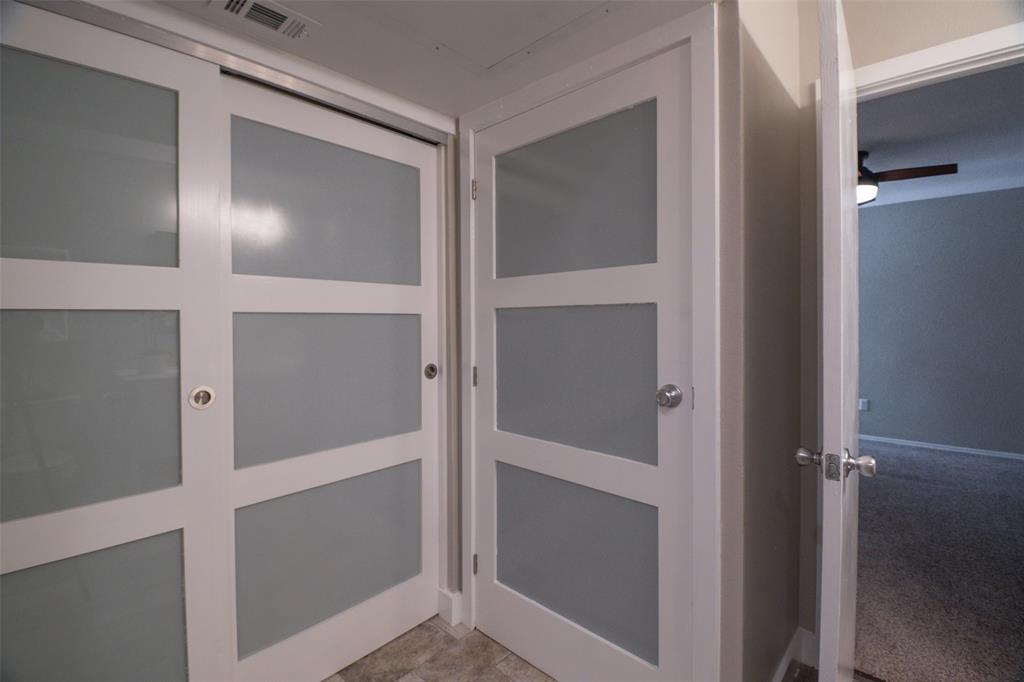 Villas Condo At Pkwy Village - Residential