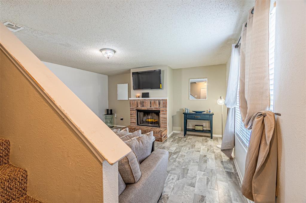 Hillside Oaks Ph 05 01 - Residential