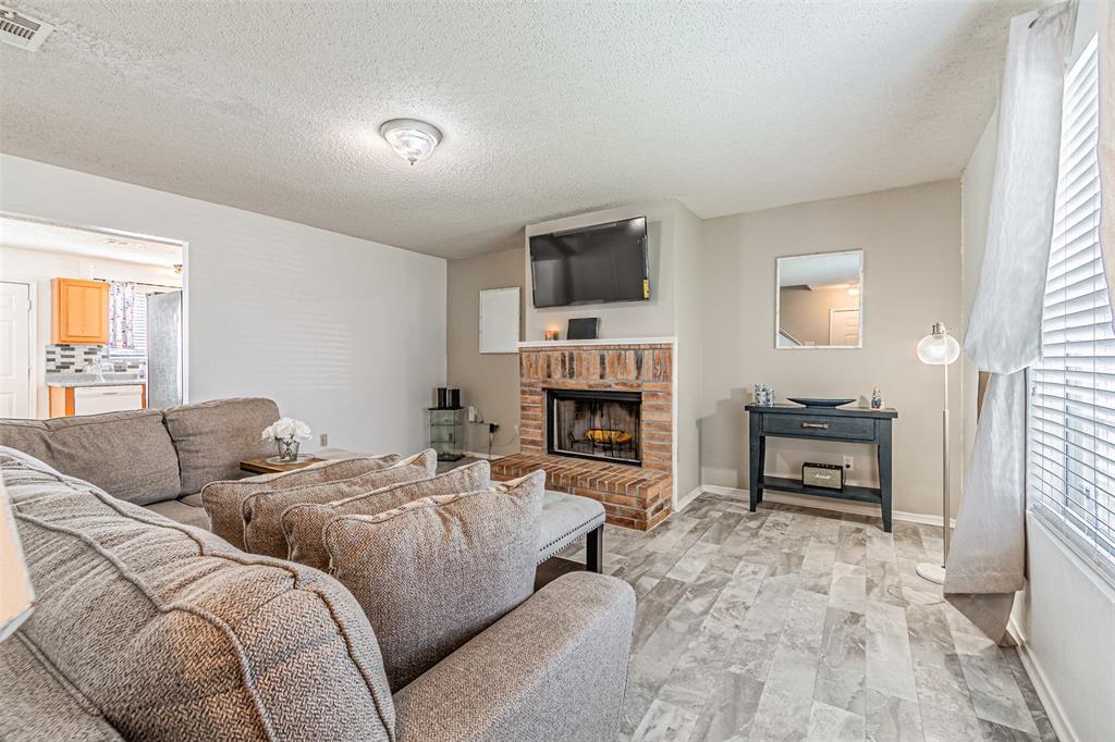 Hillside Oaks Ph 05 01 - Residential