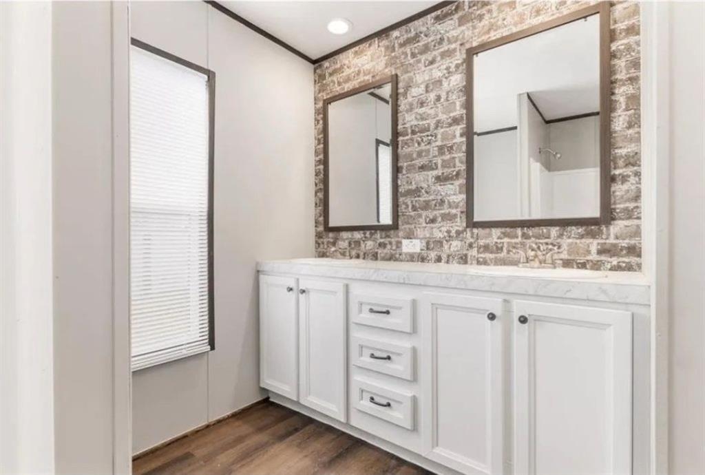 Laguna Bay - Residential