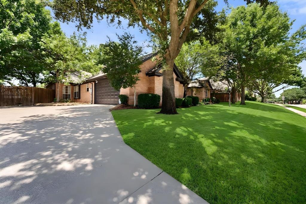 8337 Thornhill Drive