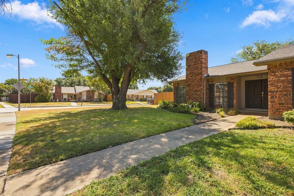 932 Grand Teton Drive