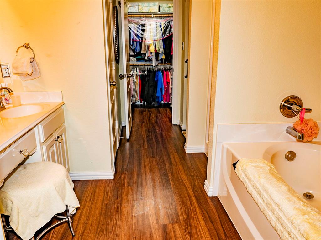 Bentley Village Add - Residential