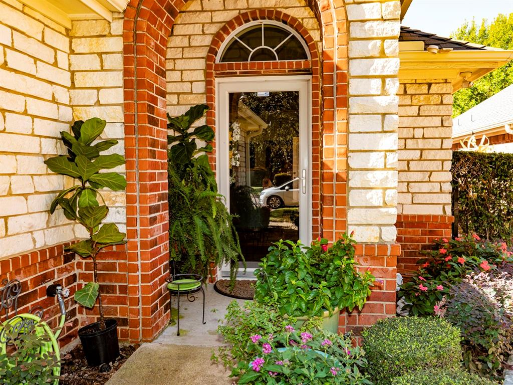 9028 Racquet Club Drive