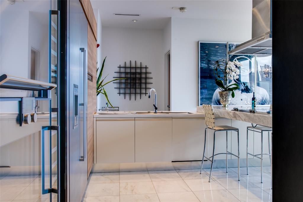 South Tower Residences - Residential Lease