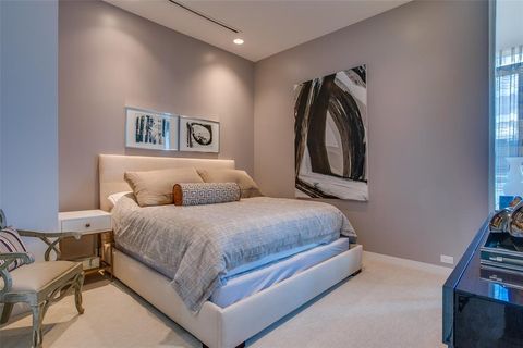 Tiny photo for 2408 Victory Park Lane #1439, Dallas, TX 75219 (MLS # 21061961)