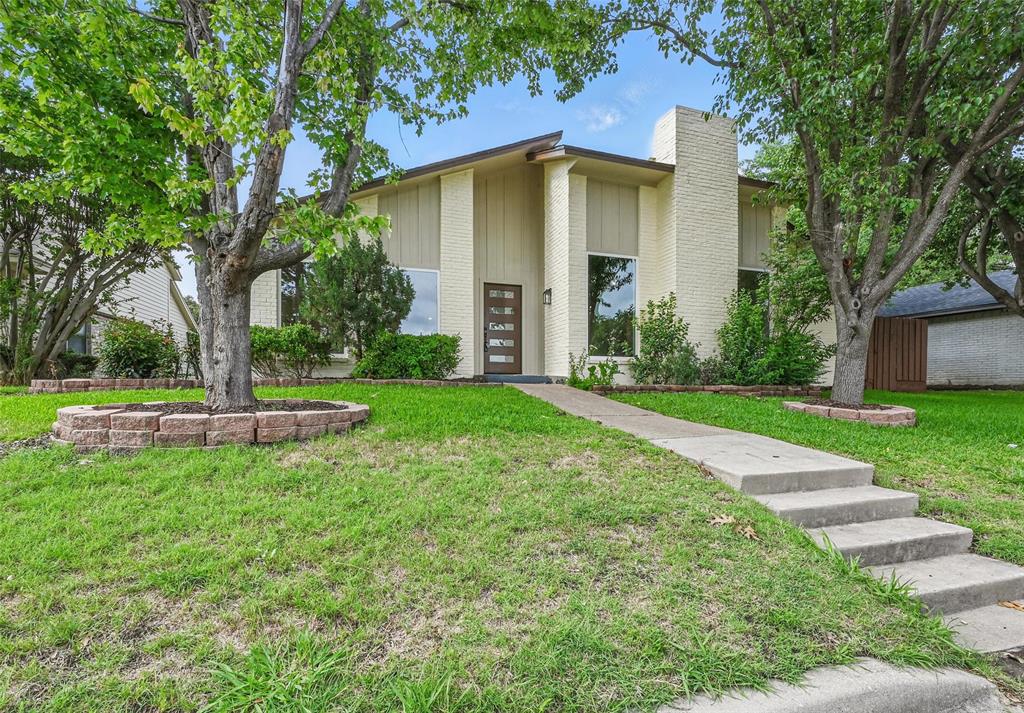 1317 Starshadow Drive