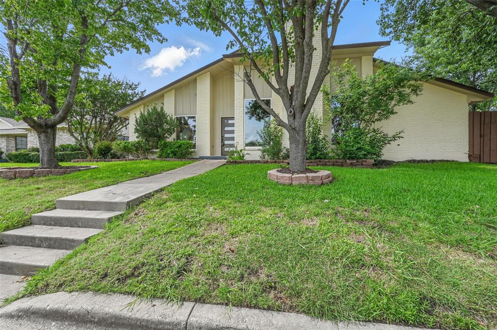 1317 Starshadow Drive