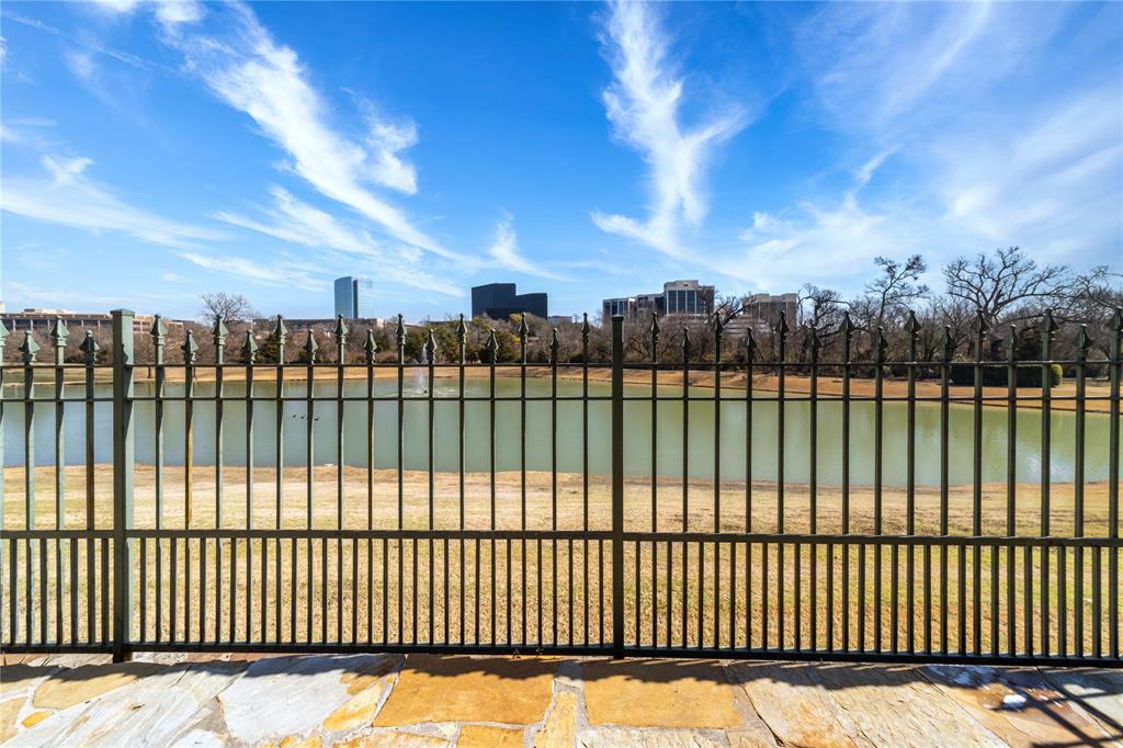 Lake Forest Ph F - Residential