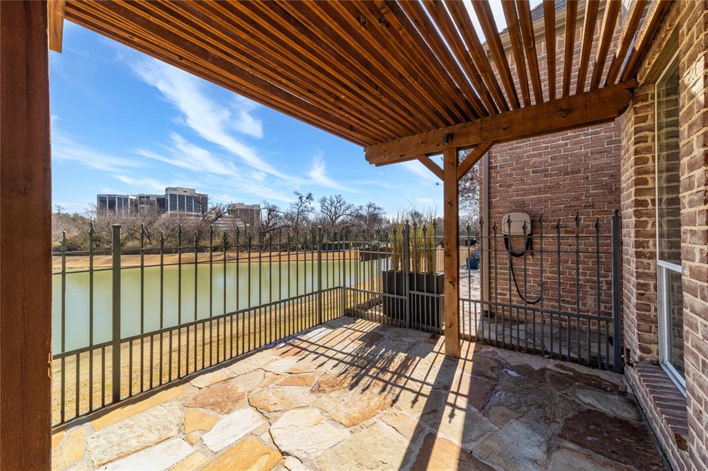 Lake Forest Ph F - Residential