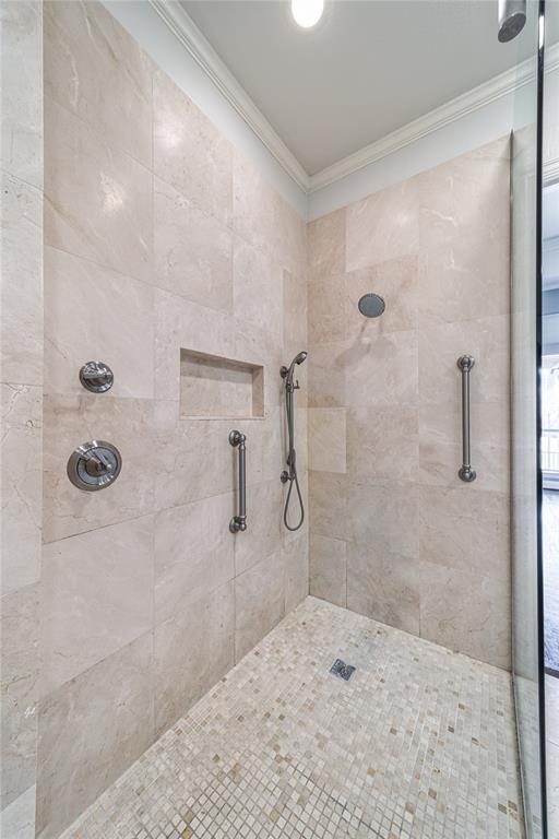 Lake Forest Ph F - Residential