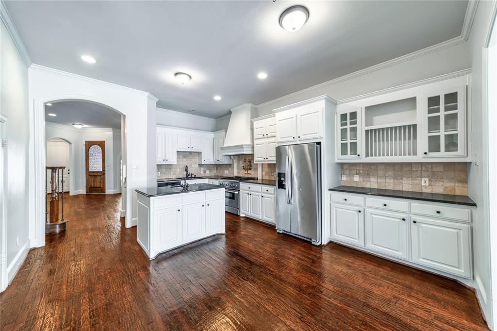 Lake Forest Ph F - Residential