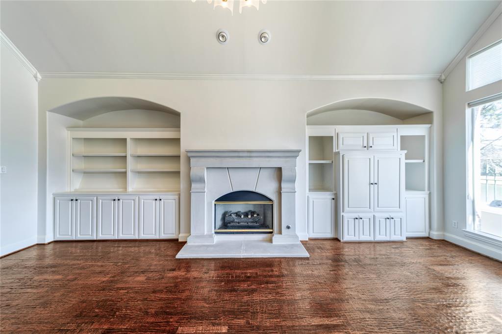 Lake Forest Ph F - Residential