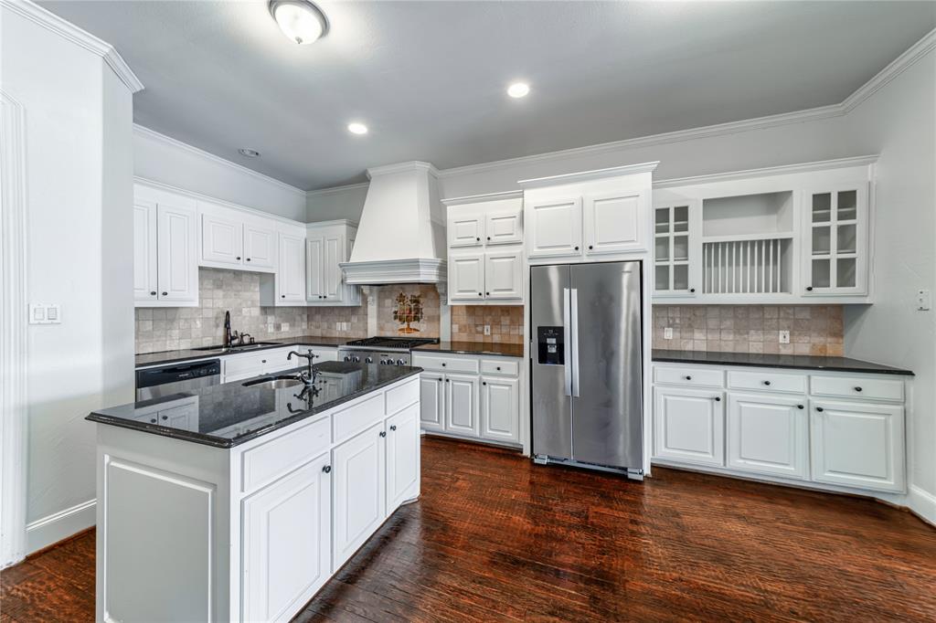 Lake Forest Ph F - Residential