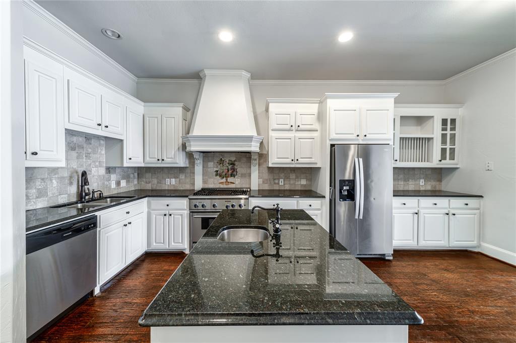 Lake Forest Ph F - Residential