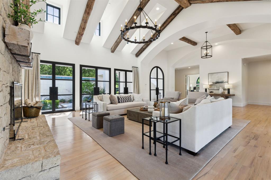 Oak Meadows - Residential