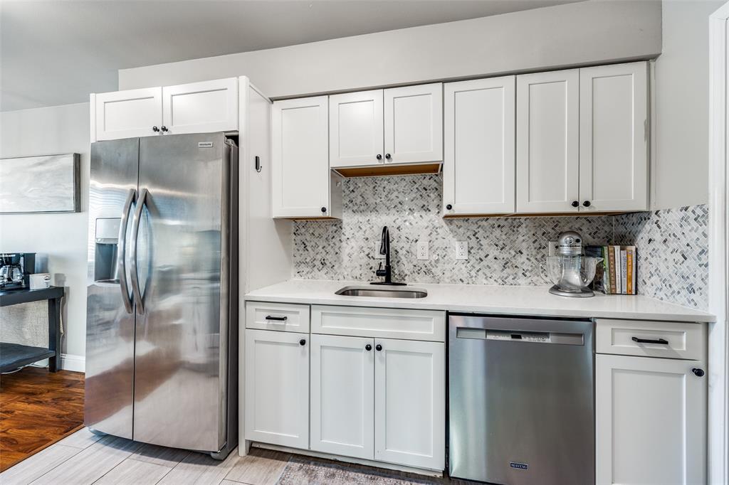 2604 Custer Parkway B