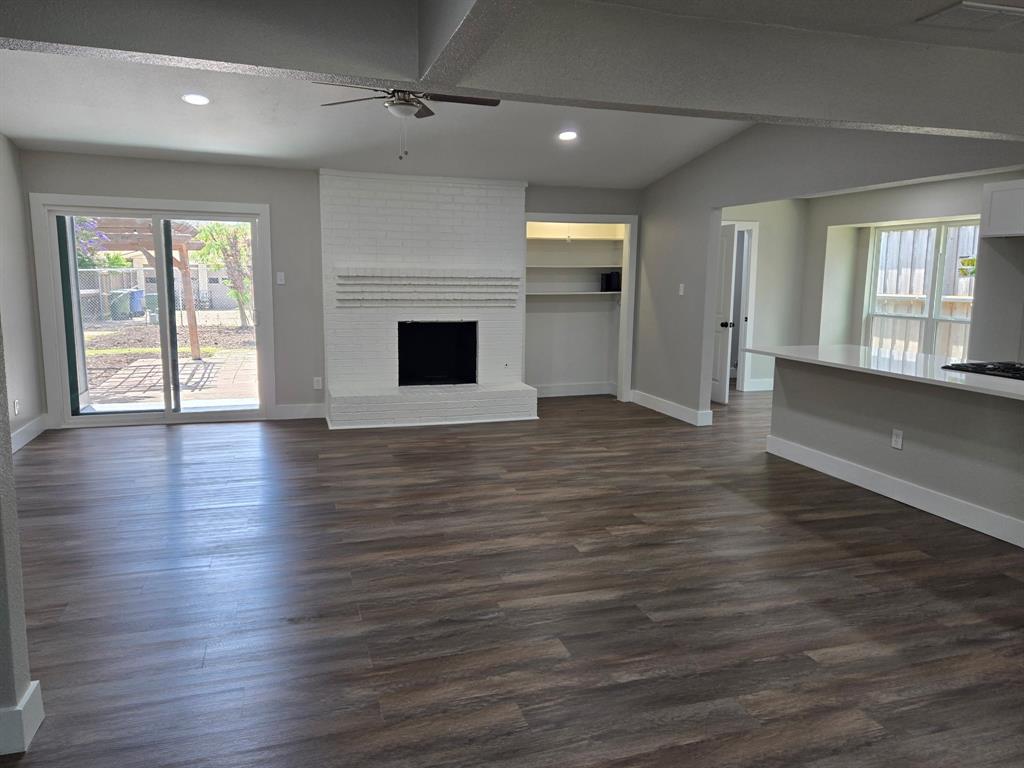 526 Doral Place