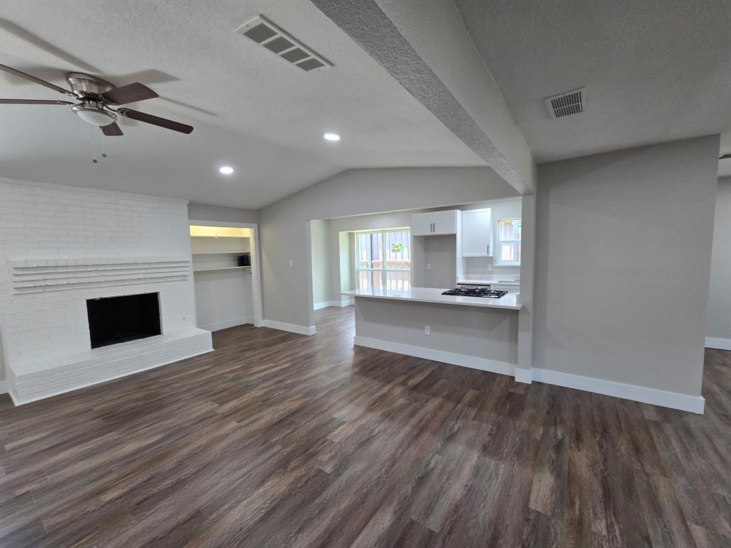 526 Doral Place
