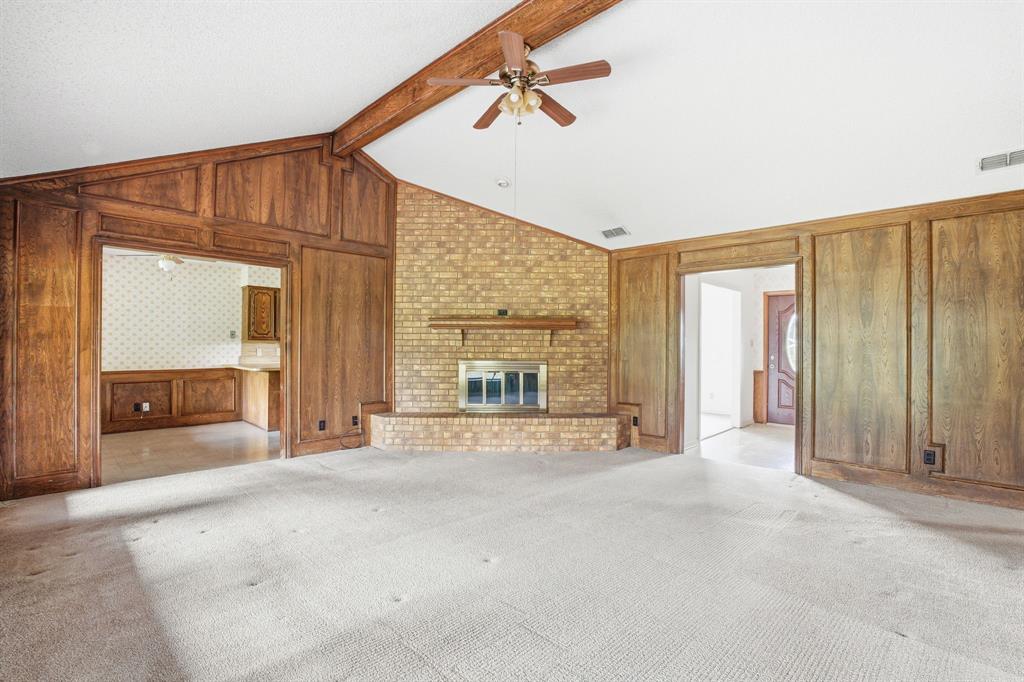 5488 Pecan Place Drive