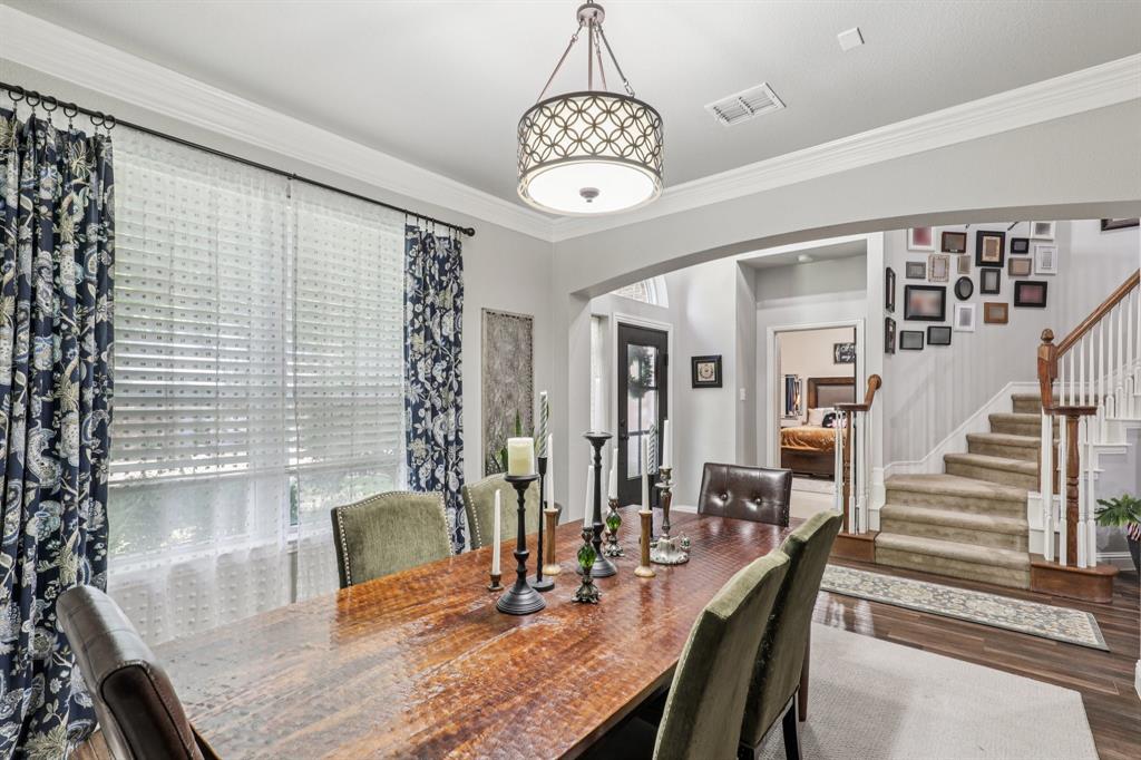 2260 Shorecrest Drive