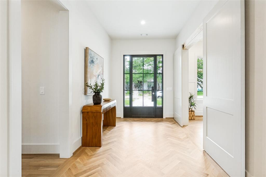 1117 Grassmere Drive