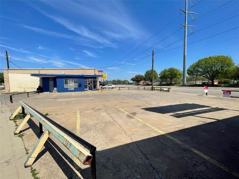 2085 S Garland Avenue Garland TX 75041