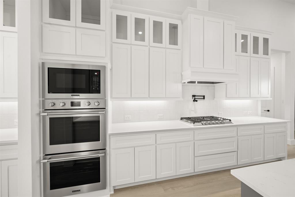 Broadmoor Estates - Residential