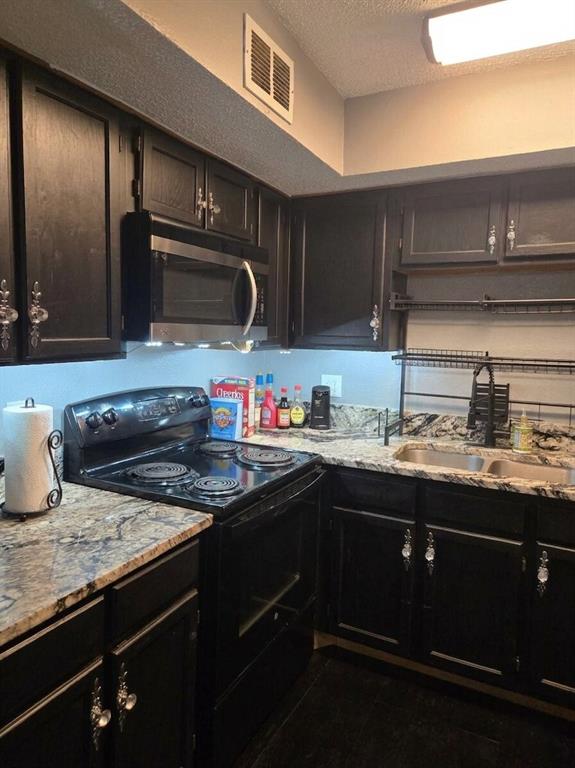 Richland Trace Condos - Residential
