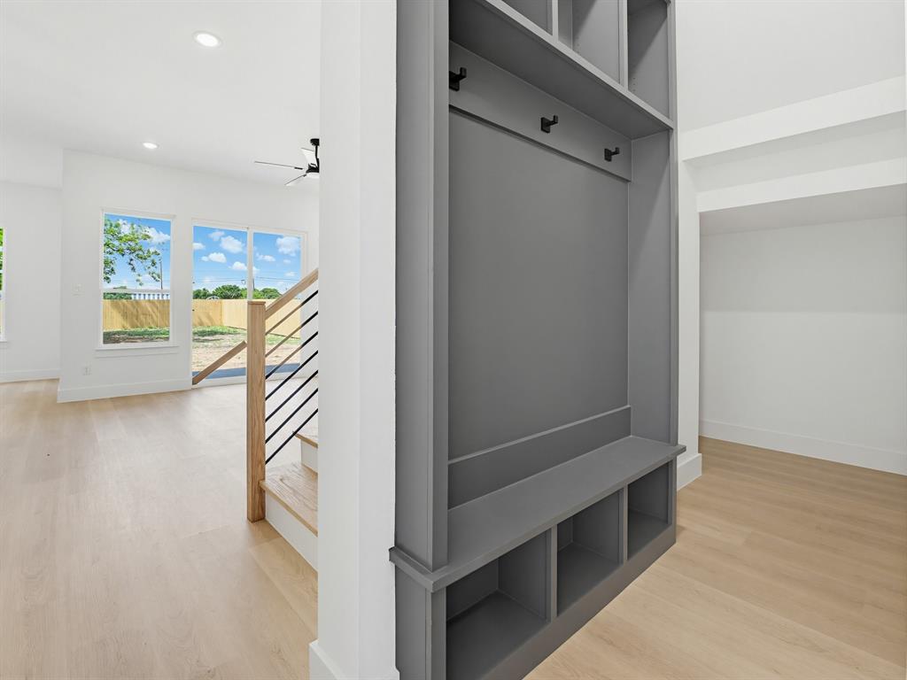 Honey Spgs - Residential