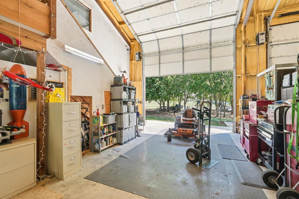 Ray Roberts Estate - Farm