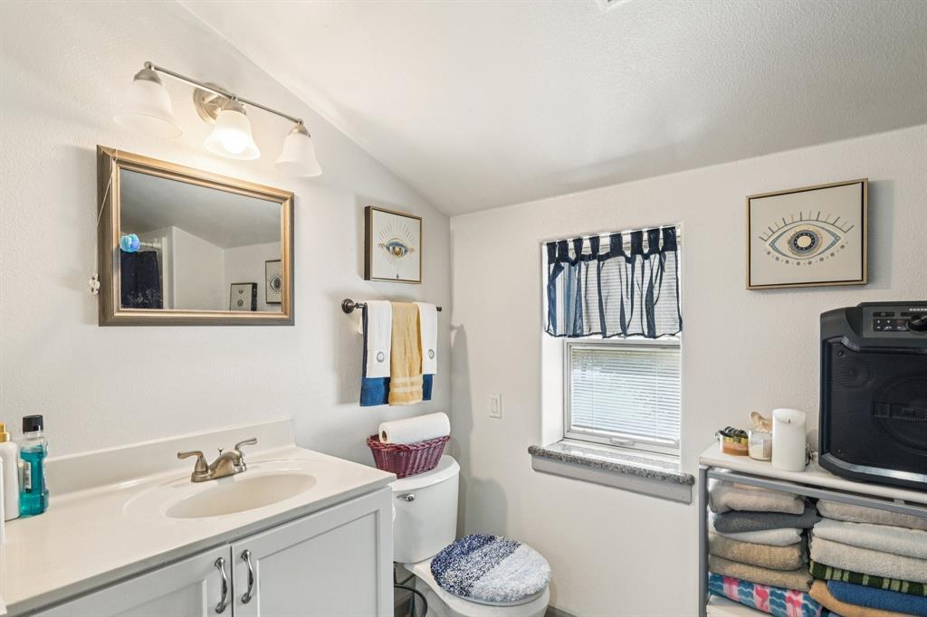 Ray Roberts Estate - Farm