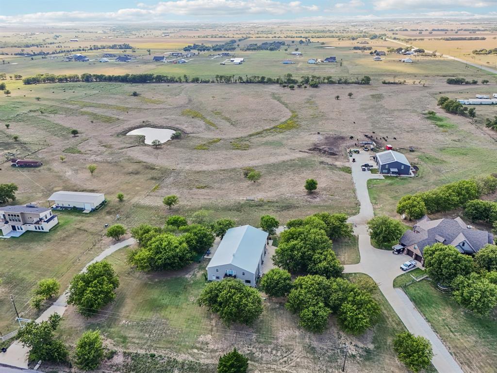 Ray Roberts Estate - Farm