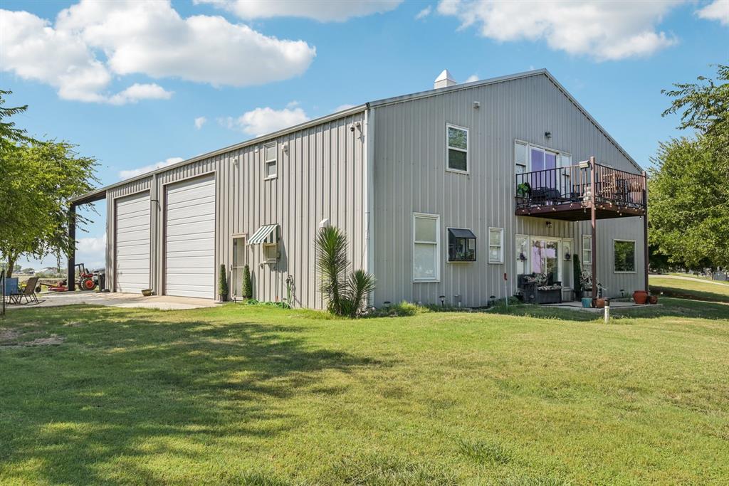 Ray Roberts Estate - Farm