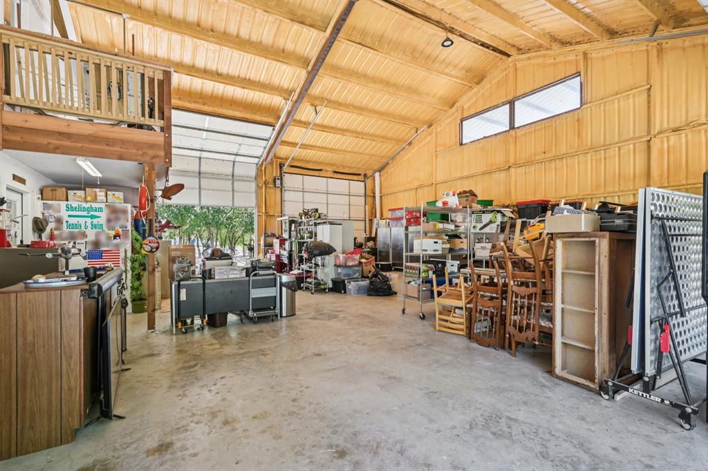 Ray Roberts Estate - Farm